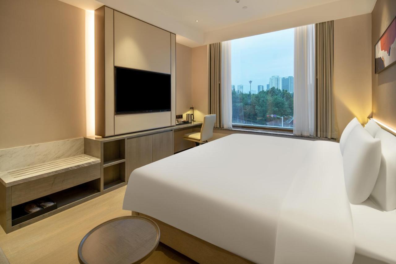 Hyatt Place Linyi People Square Extérieur photo