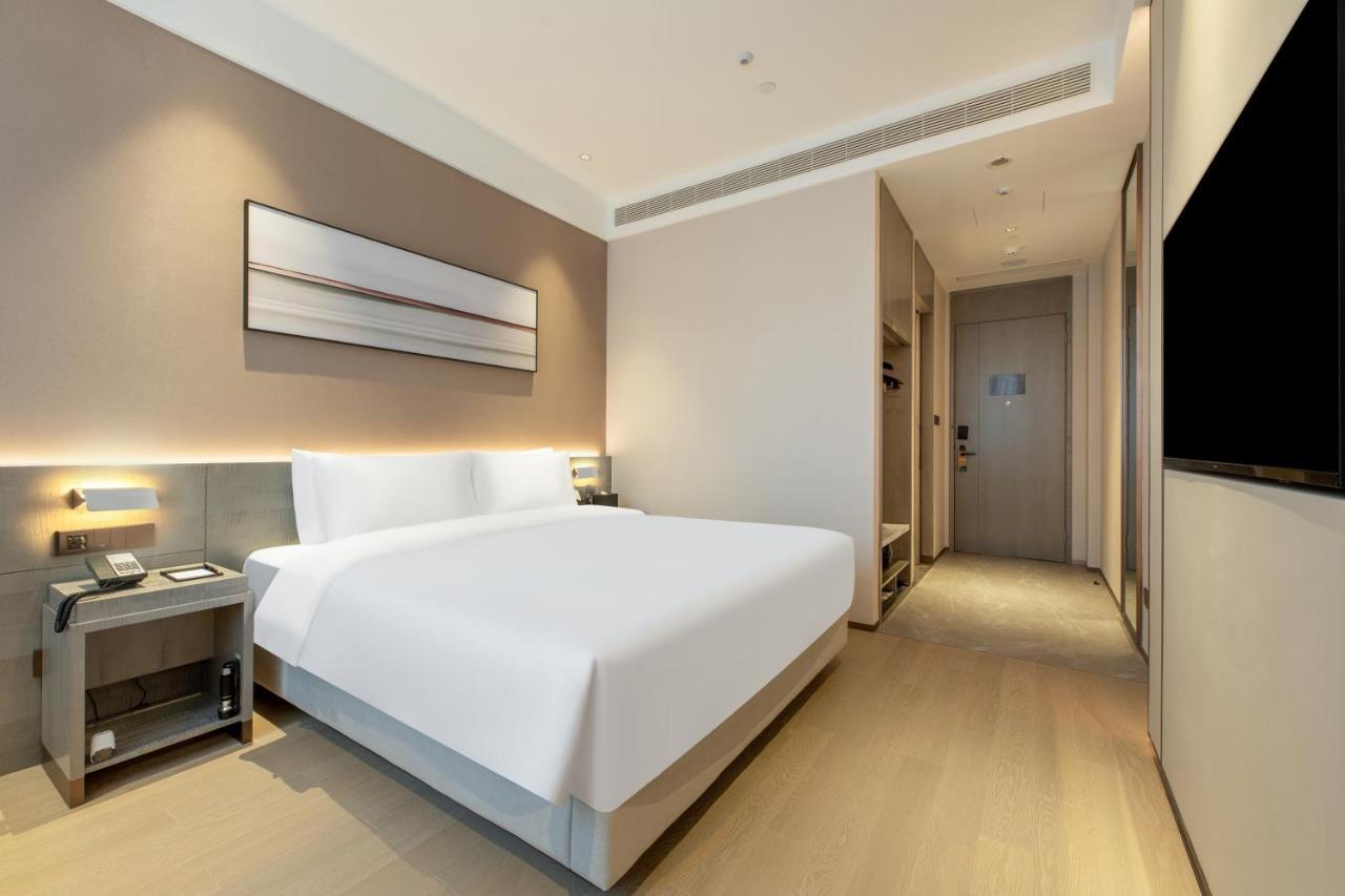 Hyatt Place Linyi People Square Extérieur photo