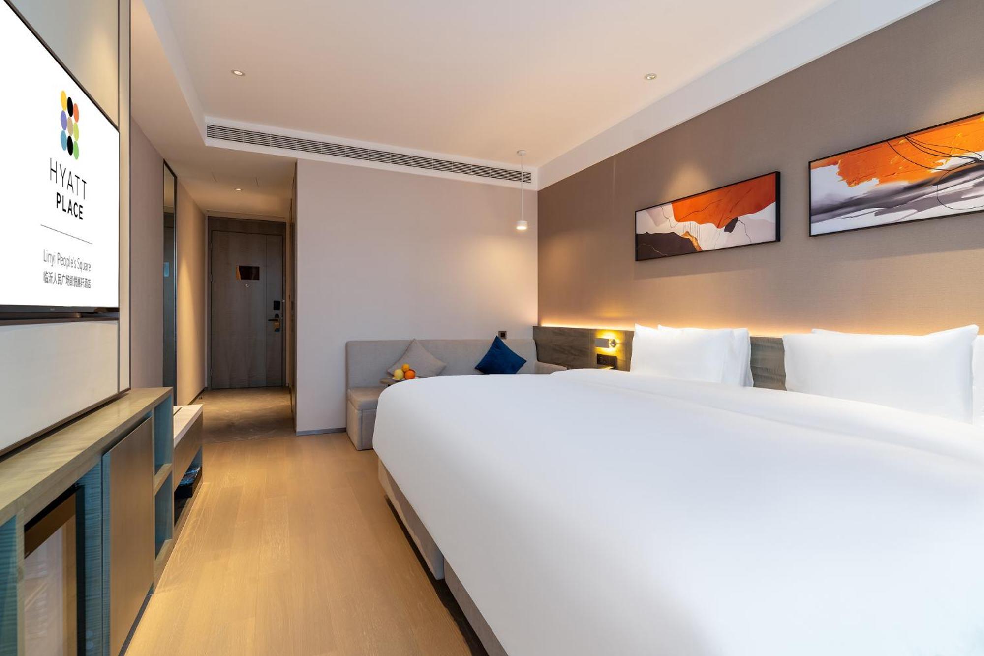 Hyatt Place Linyi People Square Extérieur photo